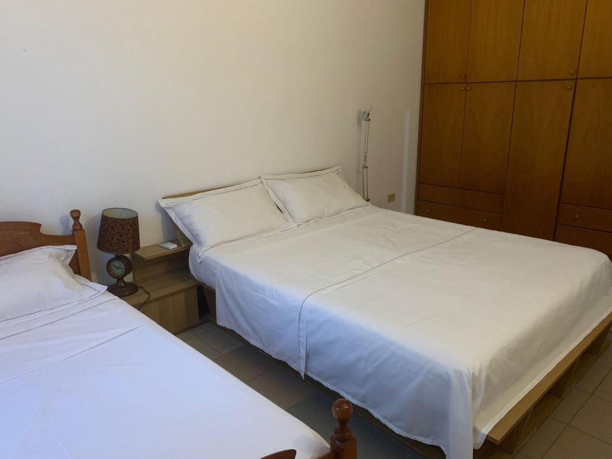 Apartement City Center Berat Bagian luar foto
